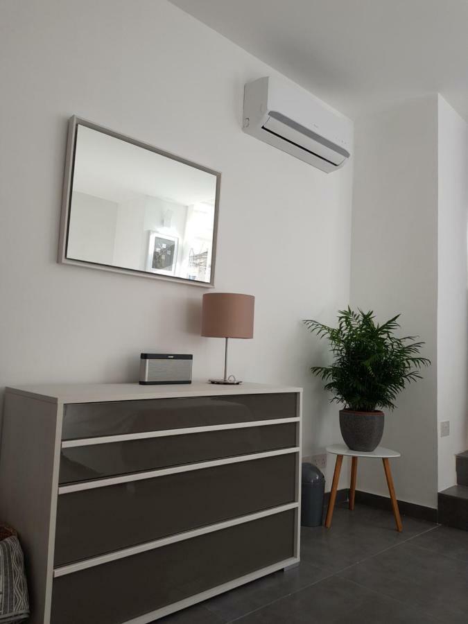 Duplex Maisonette With Heated P-Pool And Jacuzzi St. Julian's Exterior foto